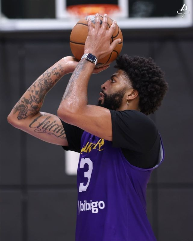 多宝体育 -广东宏远发布备战花絮，今晚主帅复盘，法甲任务艰巨，训练强度明显提升(广东宏远老板娘吴迪祖籍)