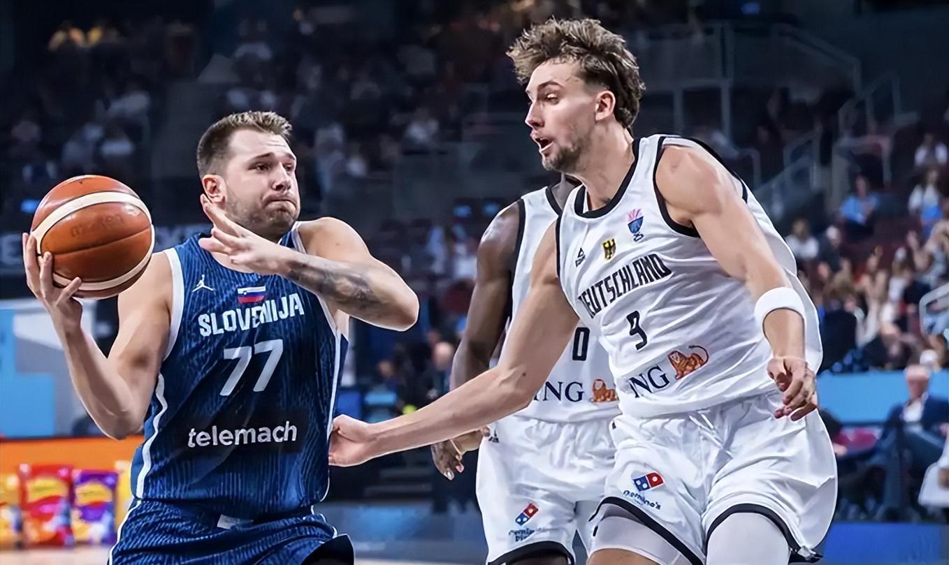 多宝平台 -包含那不勒斯训练开放日，今晚调整名单引欢呼，NBA总决赛在即，赛程密集仍需轮换的词条